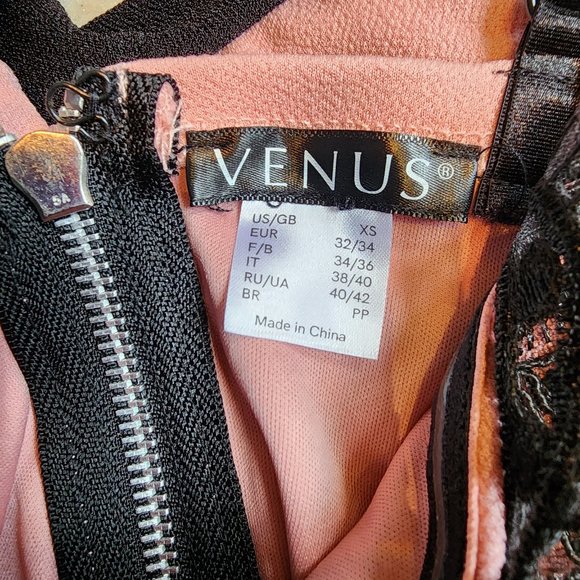 Black and Pink Dress - Picture 3 of 3